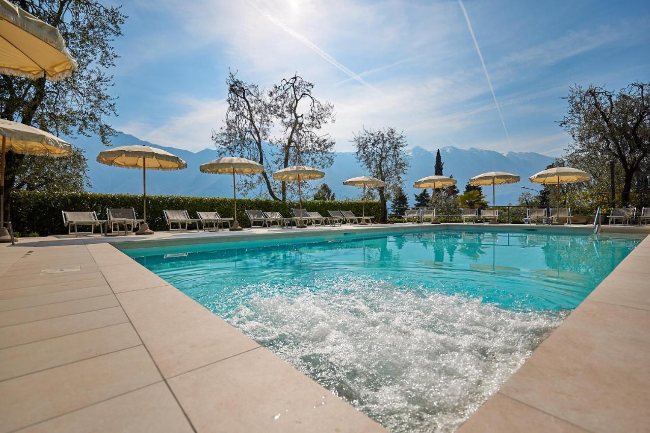Hotel Rosemarie Limone sul Garda Exteriör bild