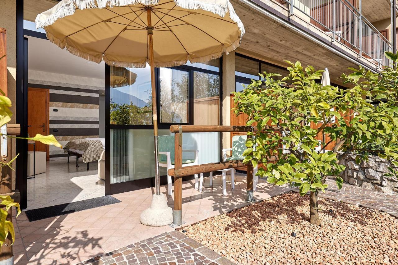 Hotel Rosemarie Limone sul Garda Exteriör bild
